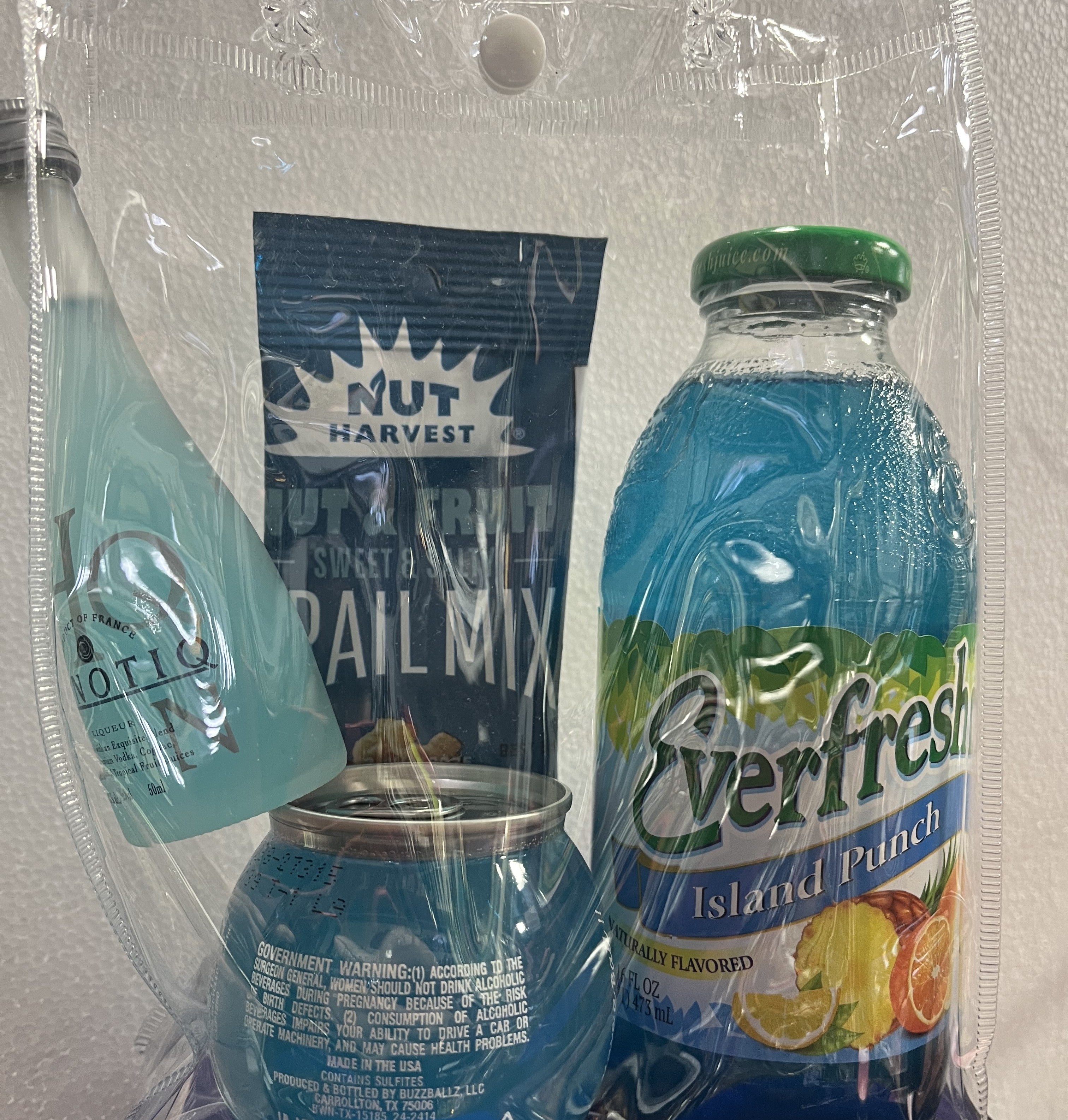 Nuts BuzzBallz Gift Bag | Fruity Cocktail & Snack Gift Set