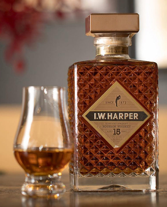 I. W. Harper 15 Years Old Kentucky Straight Bourbon Whiskey